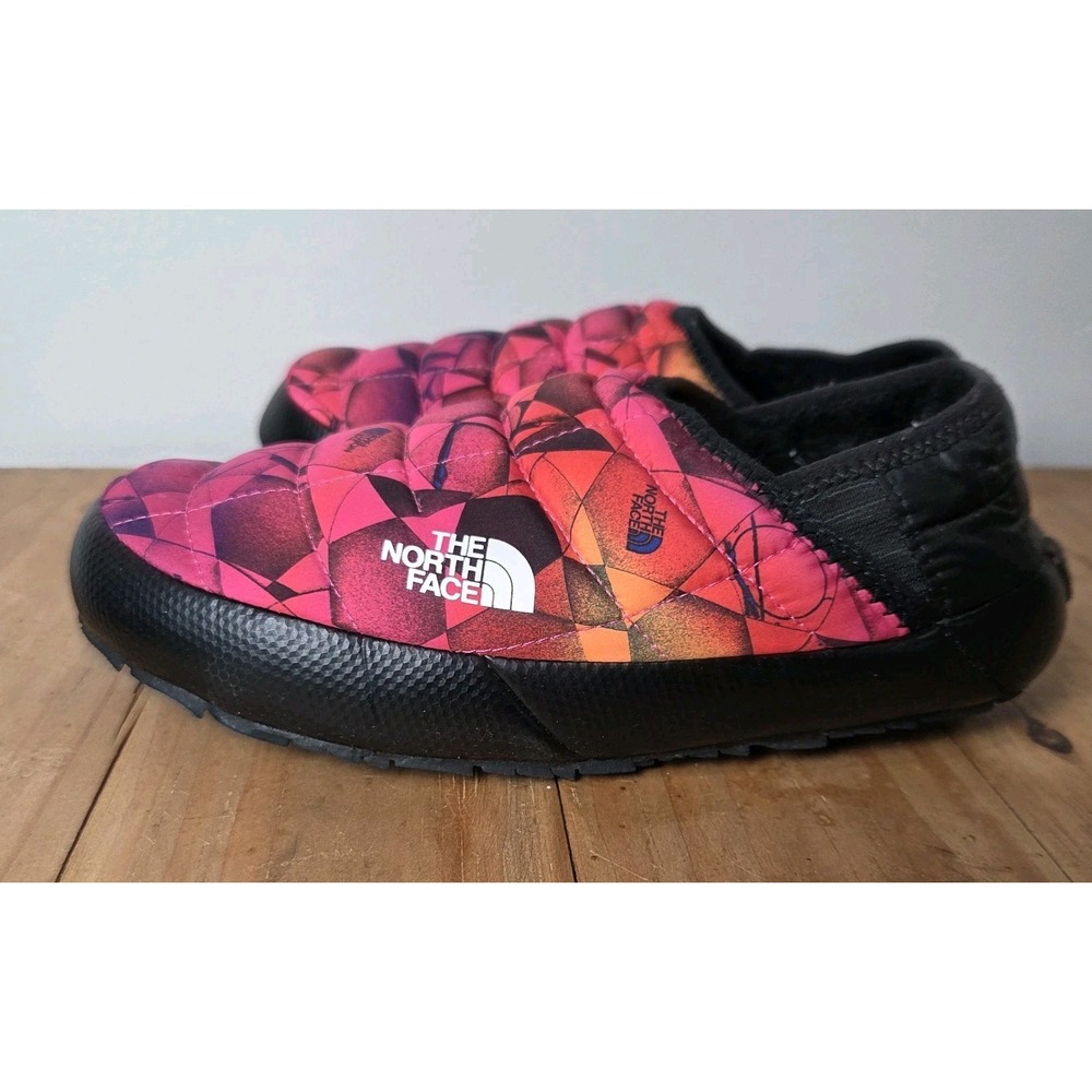 The North Face ThermoBall Traction Mule V Womens 6 Pink Expedition Print...